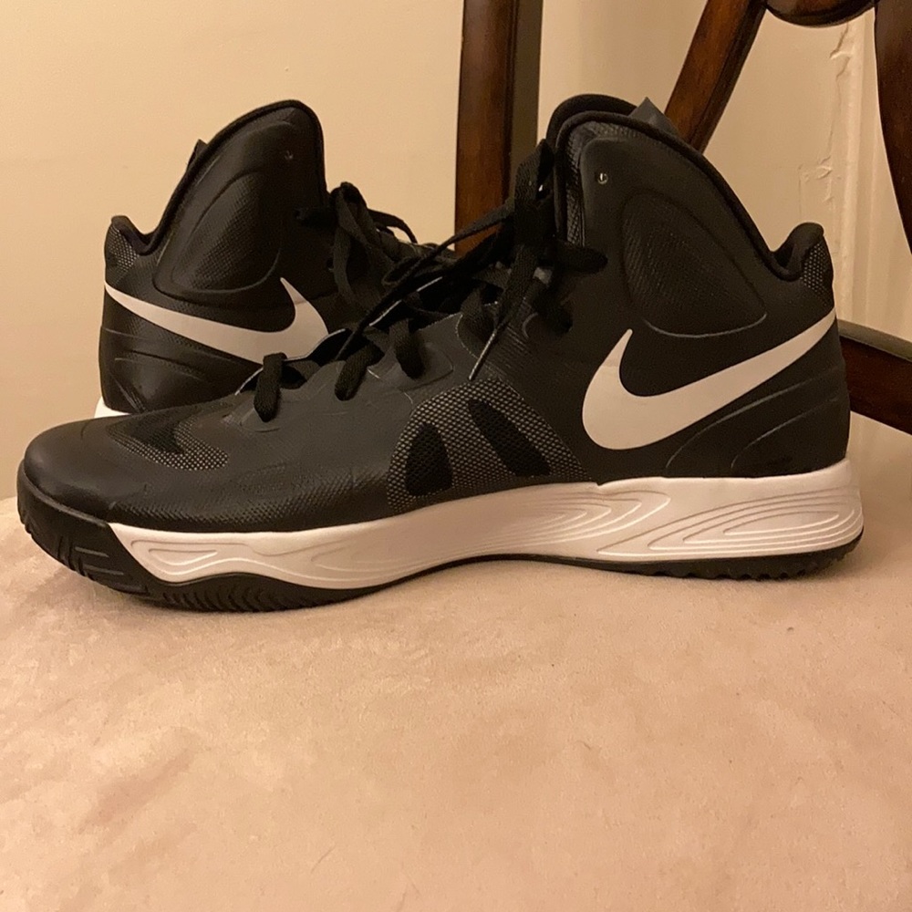 SOLD!⚜️Nike Hyperfuse TB Zoom Mens Sneakers! - Picture 6 of 10